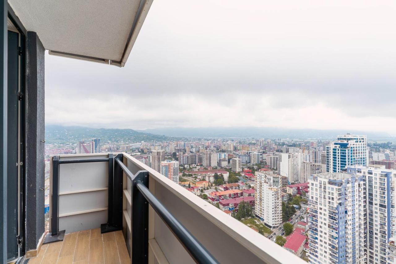 Ferienwohnung Grand City Real Estate Batumi Exterior foto