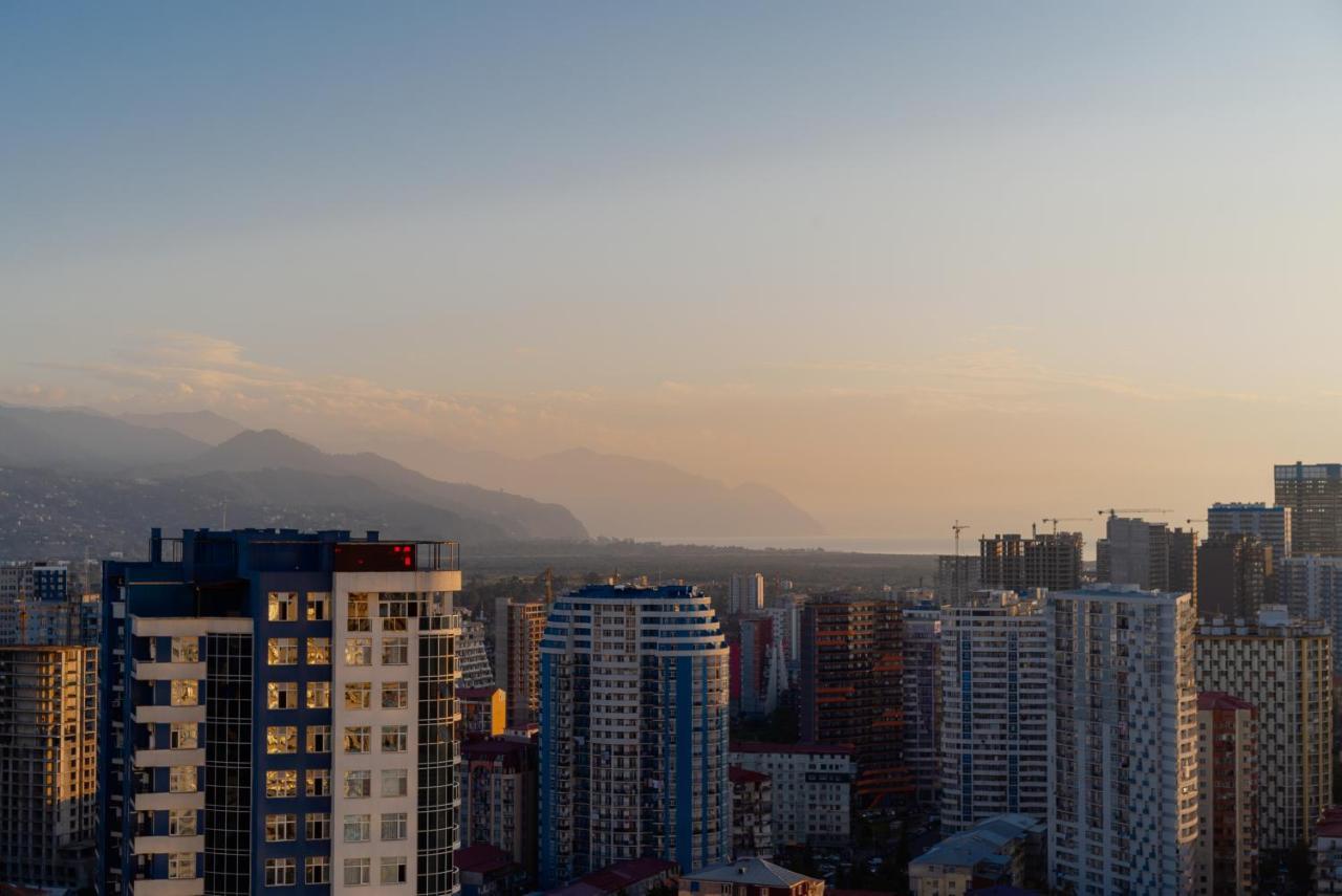 Ferienwohnung Grand City Real Estate Batumi Exterior foto